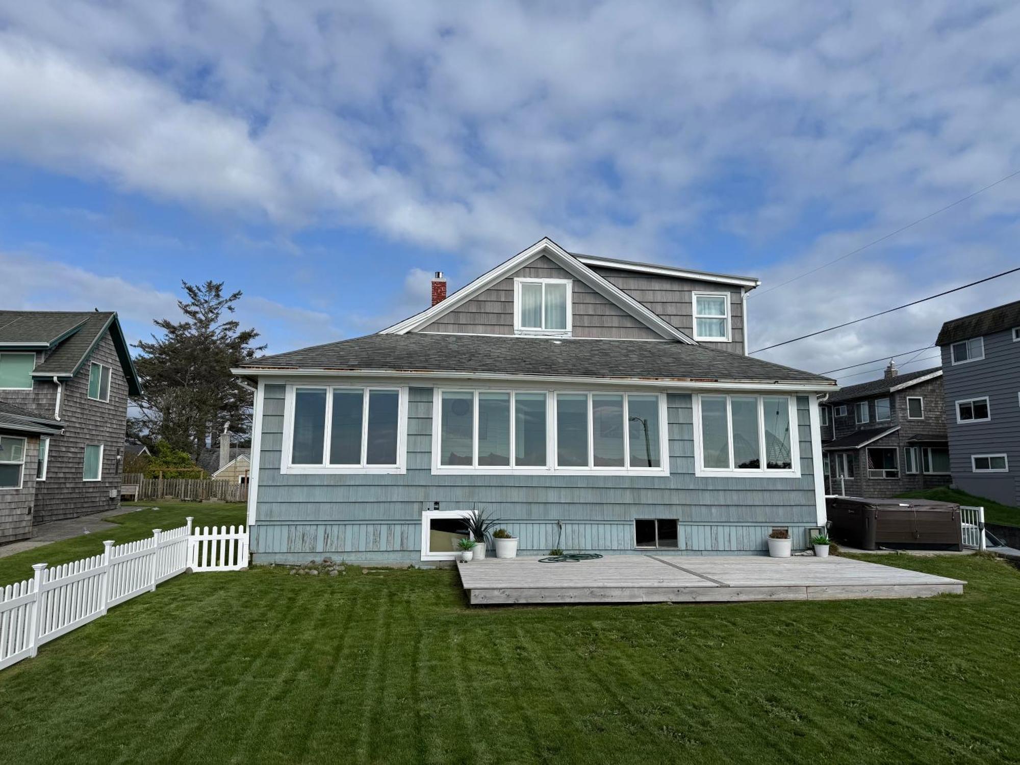 Seaside Beach Front House On The Promenade Екстер'єр фото